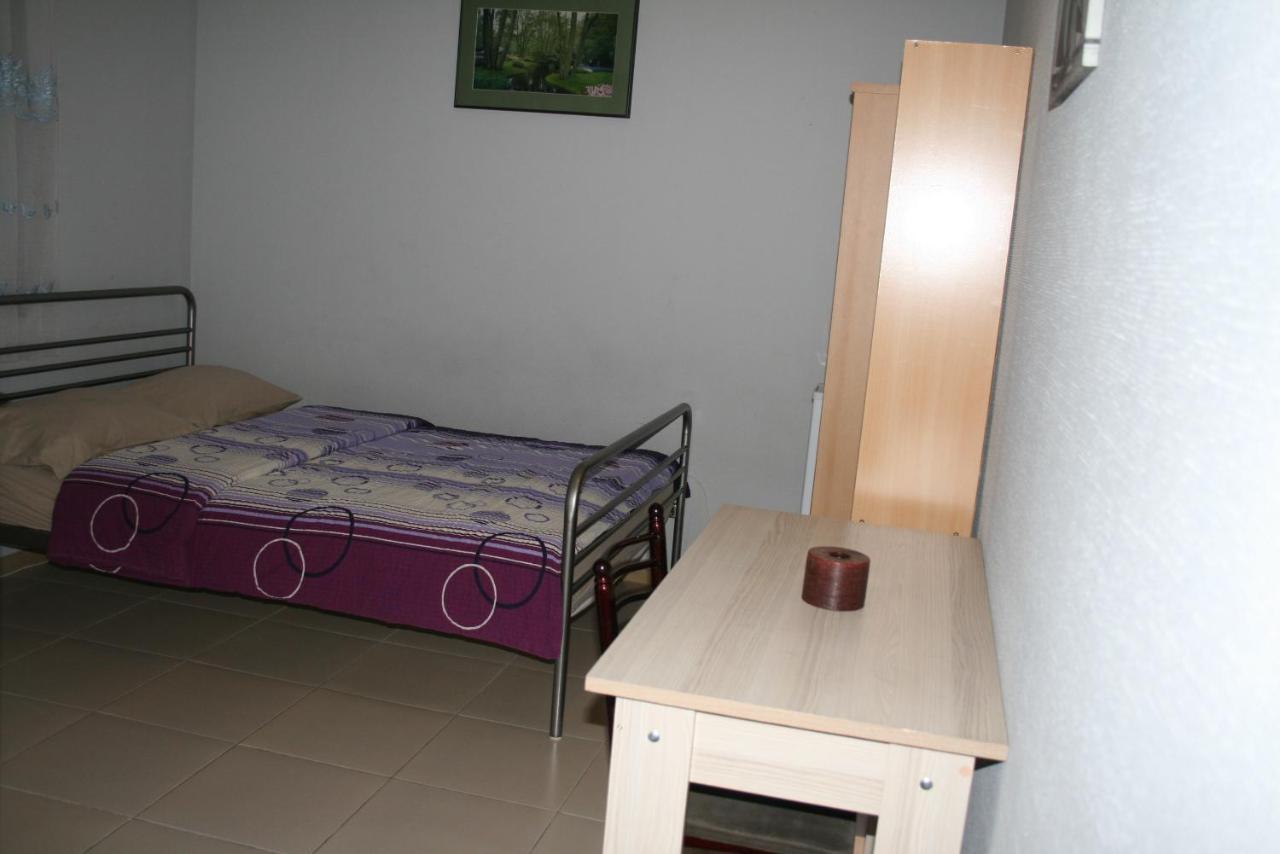 Why Me Eco-Friendly Hostel Tbilisi Exterior foto